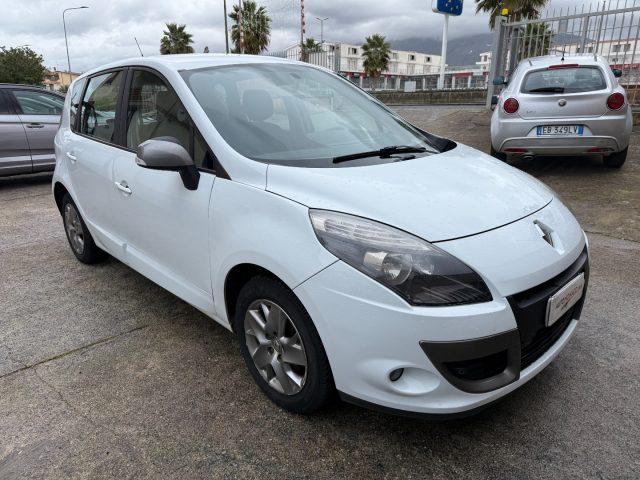 RENAULT Scenic X-Mod 1.5 dCi 110CV Attractive