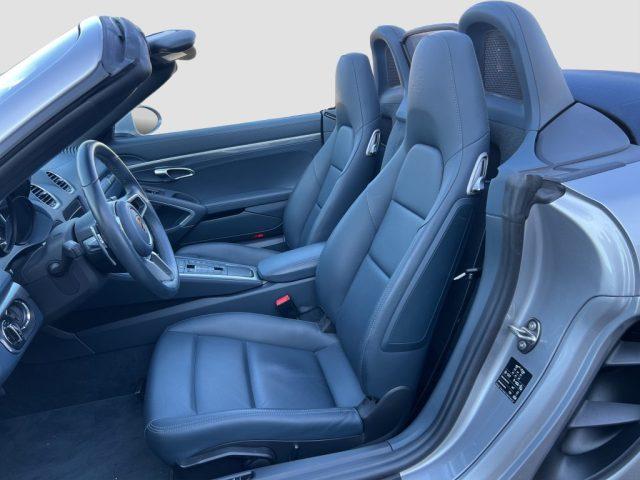 PORSCHE 718 718 Boxster