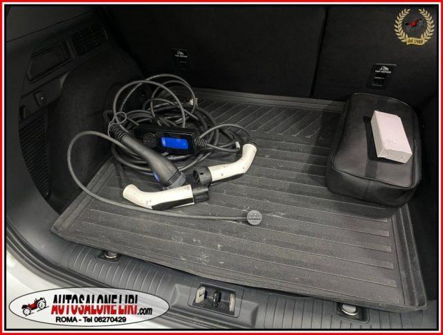 FORD Kuga 2.5 PLUG IN HYBRID 225cv ST-Line X CVT 2WD