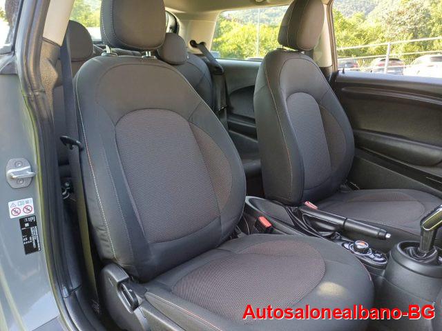 MINI Cooper D 1.5 Cooper D Business Automatica PER NEOPATENTATI