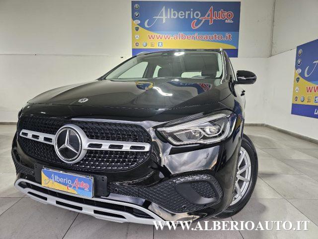 MERCEDES-BENZ GLA 200 d Automatic Business