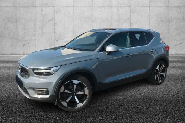 VOLVO XC40 D4 AWD Geartronic Inscription