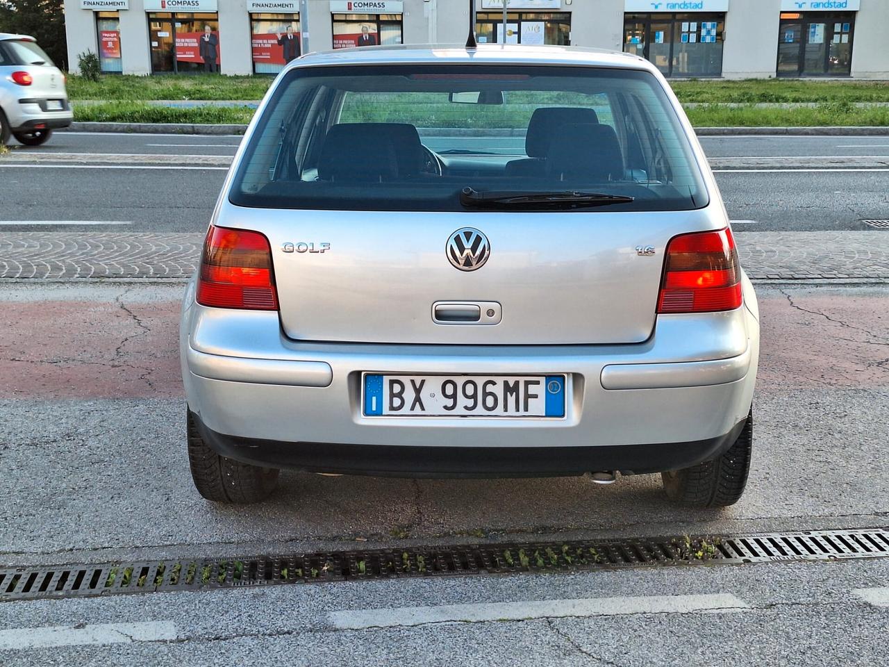 Volkswagen Golf 2002- 1.6B/102 CV AUTOMATICA HIGHLINE 150.000 NEOPATENTATI