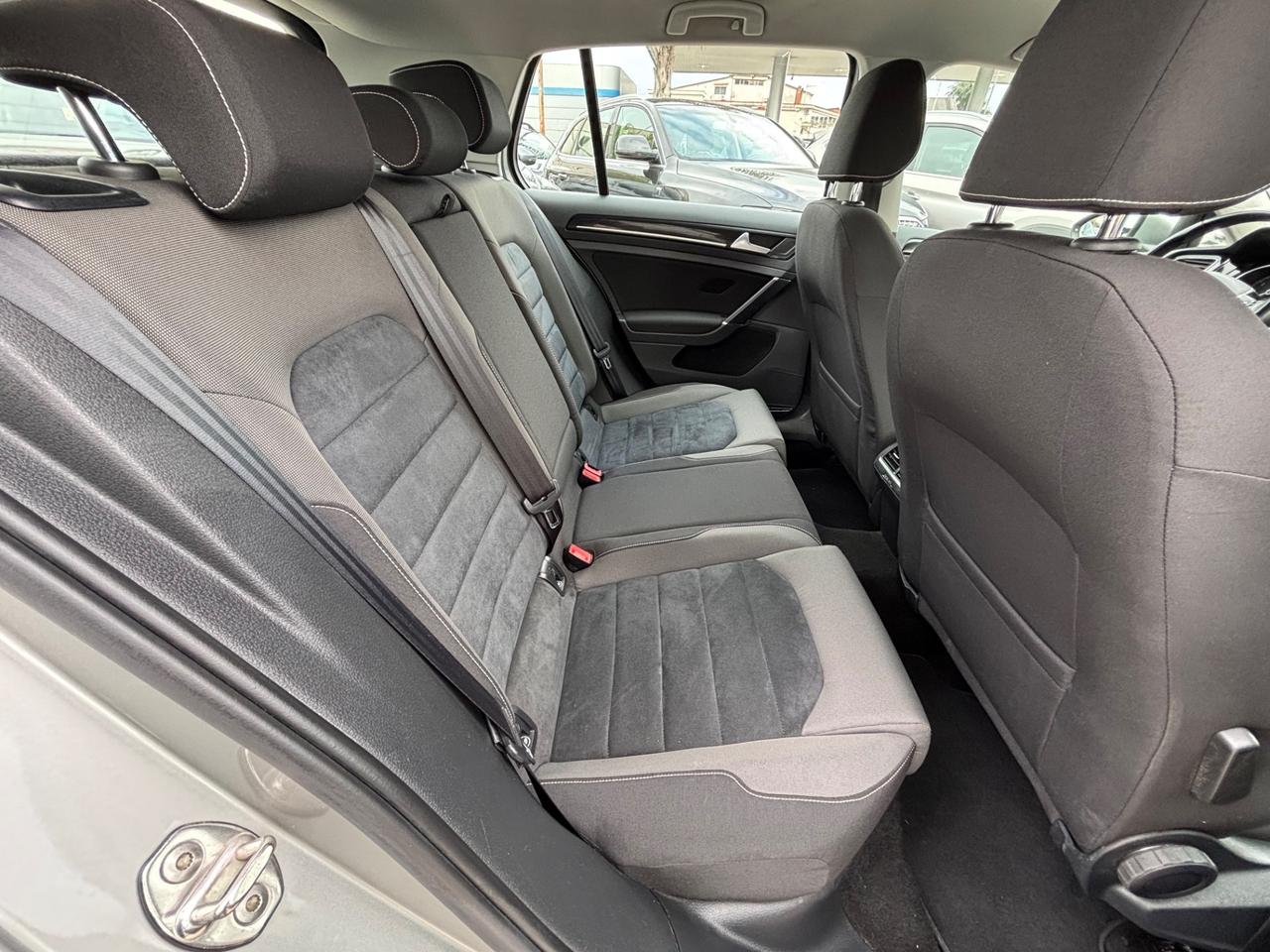 VW GOLF 1.4 TGI 110CV HIGHLINE