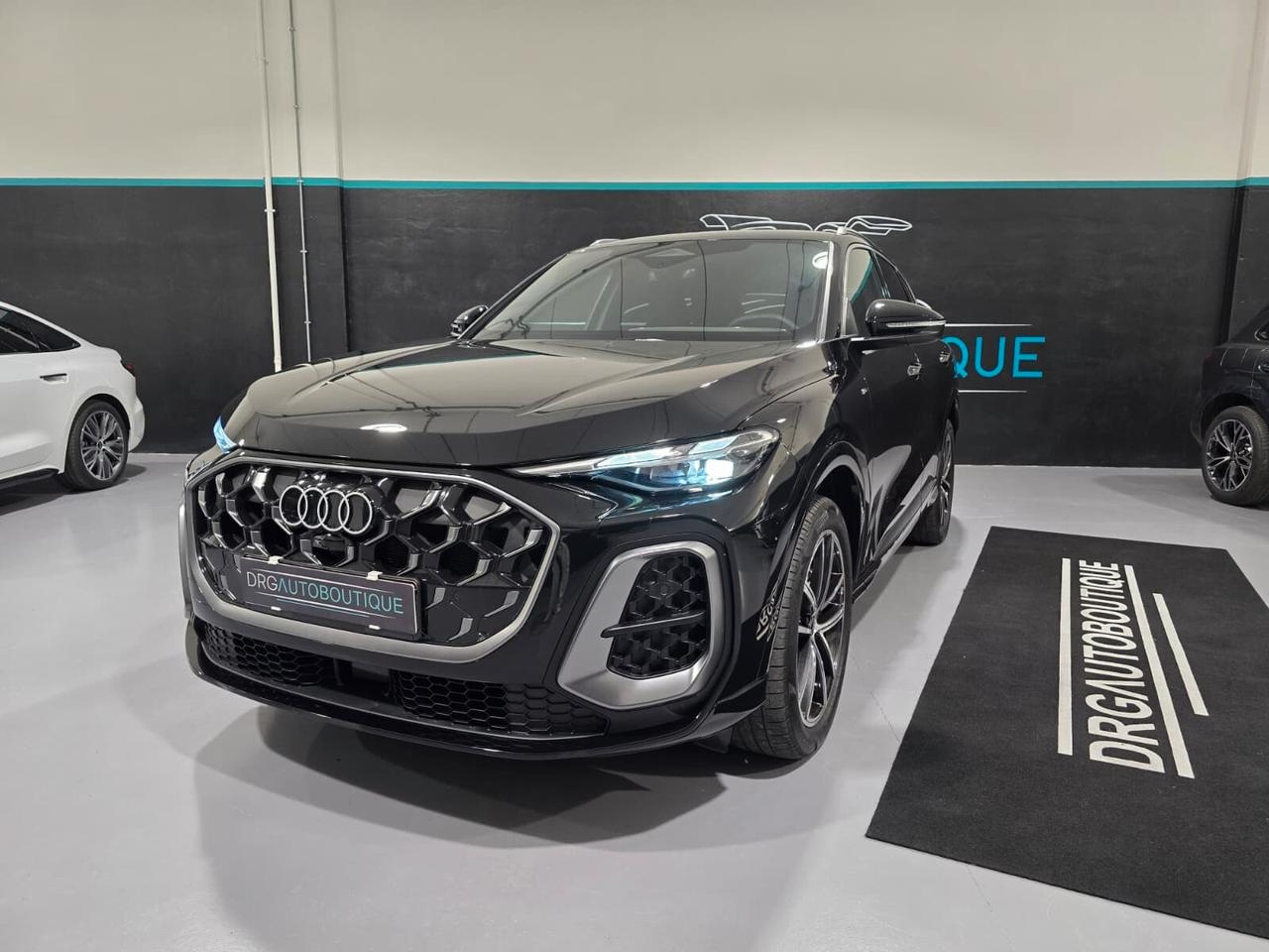 NEW Audi Q5 40 TDI quattro S tronic S line IVA ESP - NEW MODEL