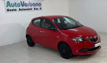 Lancia Ypsilon 1.0 FireFly 5 porte S&S Hybrid Ecochic Silver