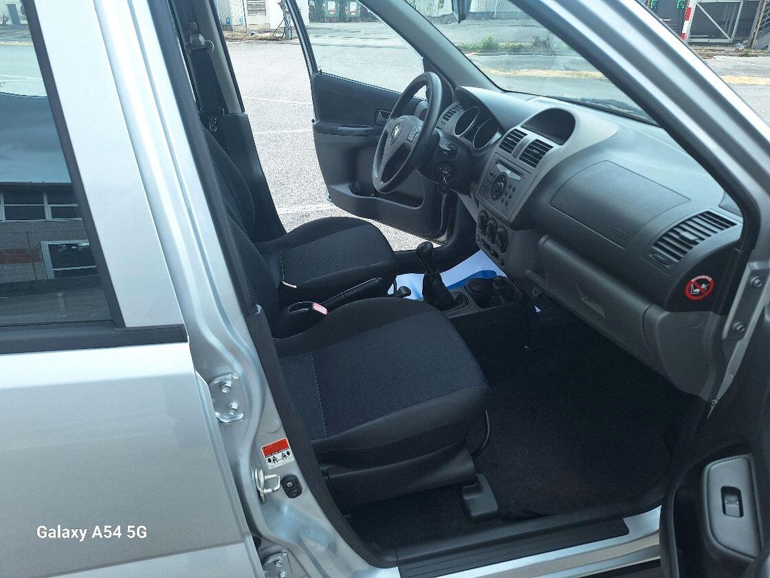 Suzuki Ignis 1.5 16V cat 4WD Sp. Ed. 2005 seconda serie