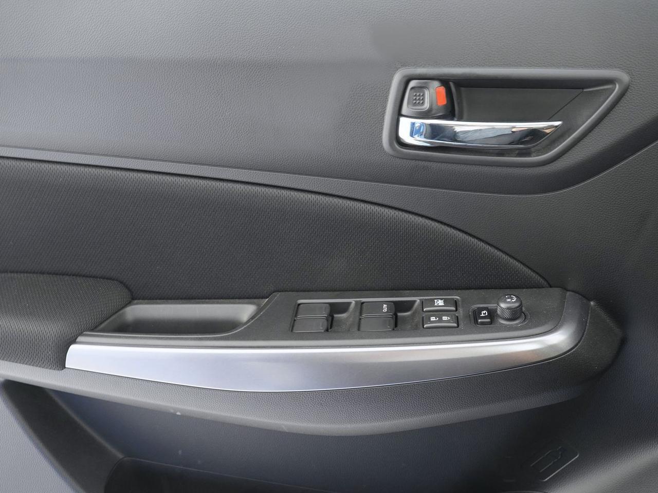 Suzuki Swift 1.2 dualjet hybrid top 2wd