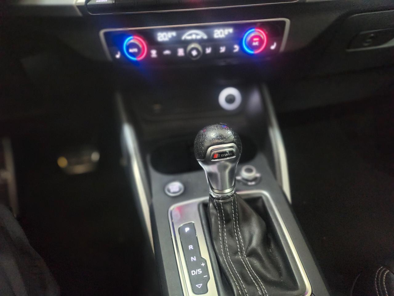 Audi Q2 2.0 TDI quattro S tronic line Edition