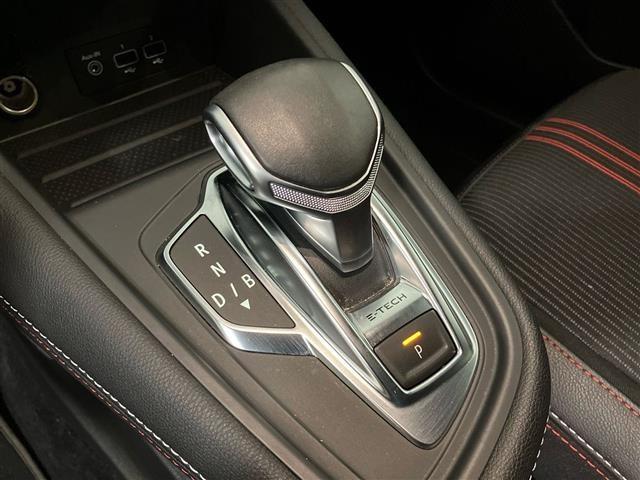 RENAULT Captur 1.6 E-TECH Plug-in Hybrid 160cv RS Line Aut