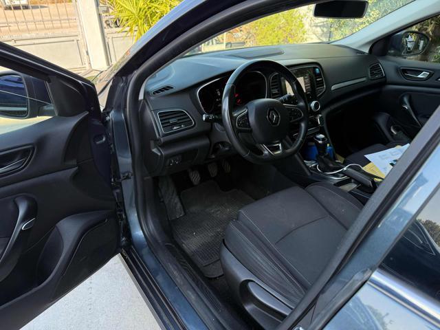 RENAULT Megane Mégane Sporter Blue dCi 115 CV Autocarro