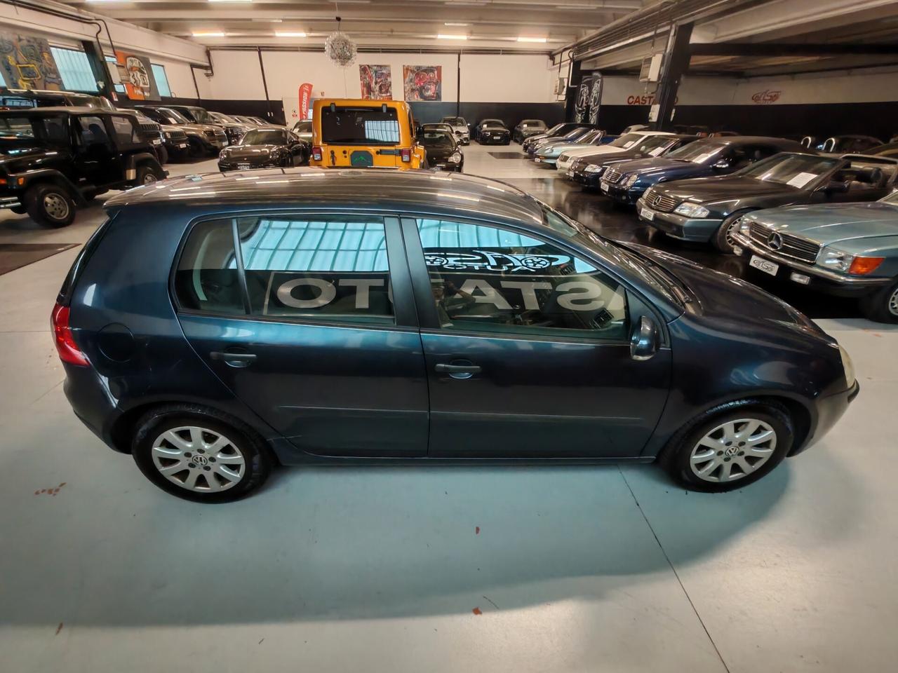 Volkswagen Golf 5 1.9 TDI 5p.