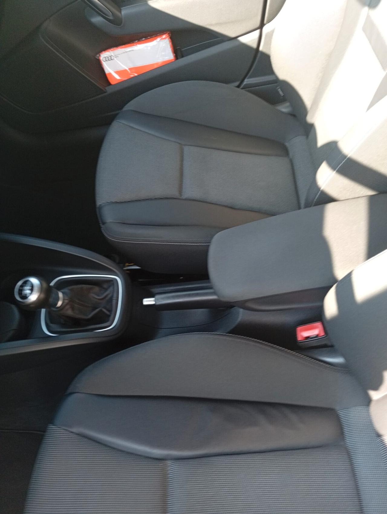 Audi A1 SPB 1.6 TDI S LINE EDITION PLUS