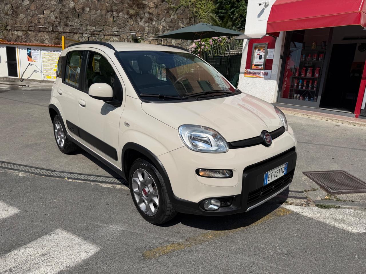 Fiat Panda 1.3 MJT 4X4 NEOPATENTATI KM 60 MILA !!!