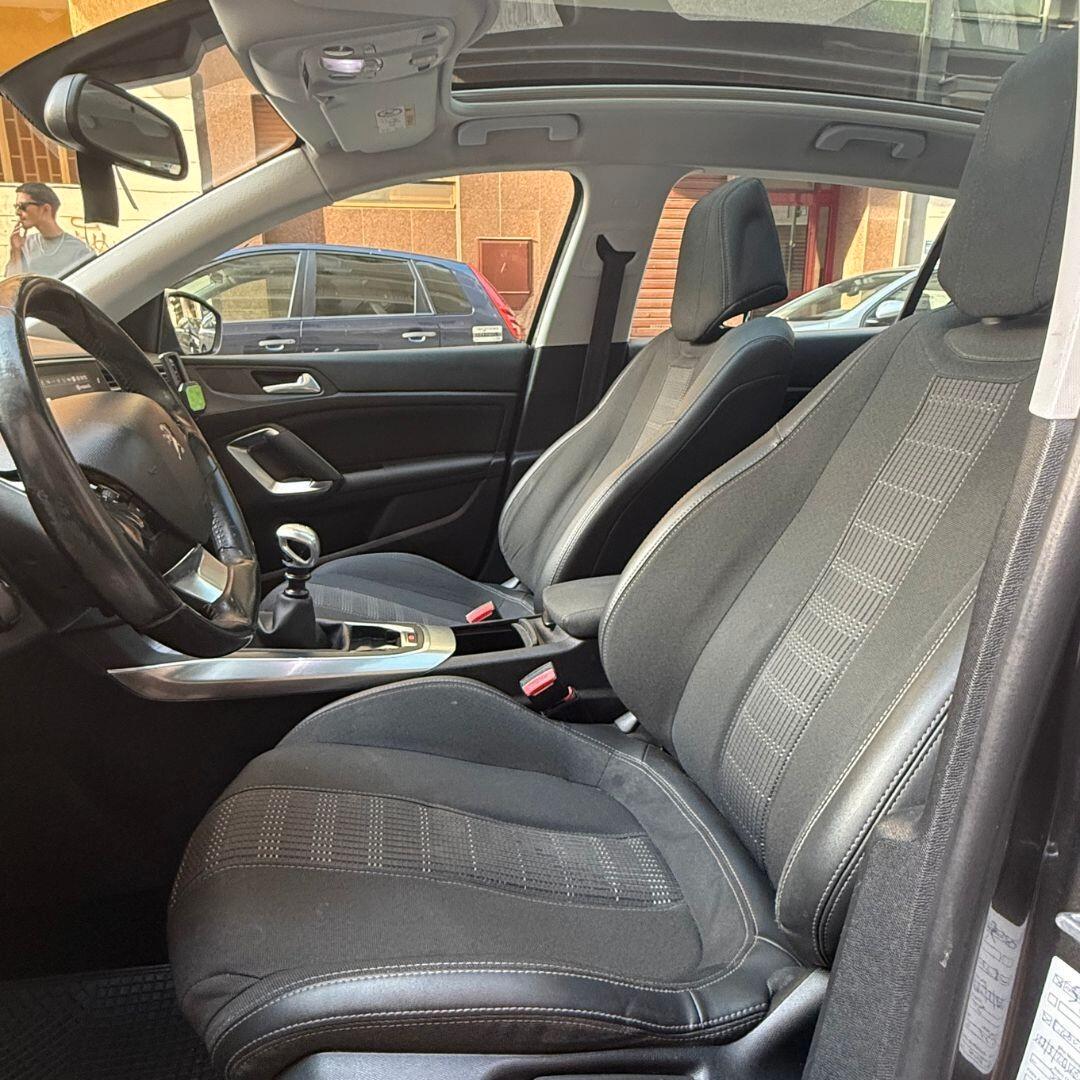Peugeot 308 BlueHDi 130 CV