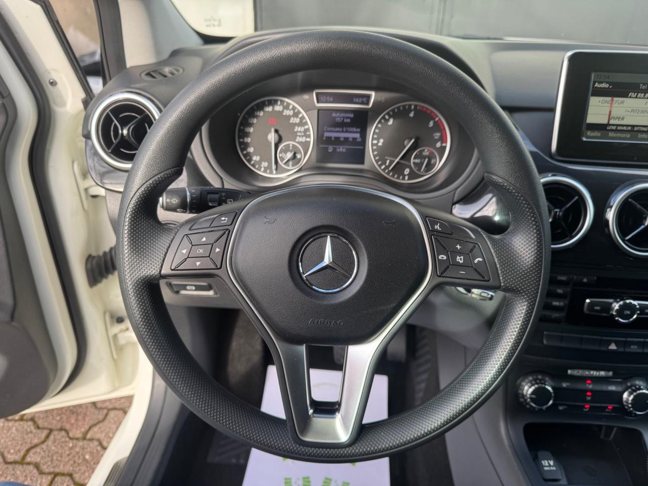 Mercedes-benz B 180 CDI BlueEFFICIENCY Executive