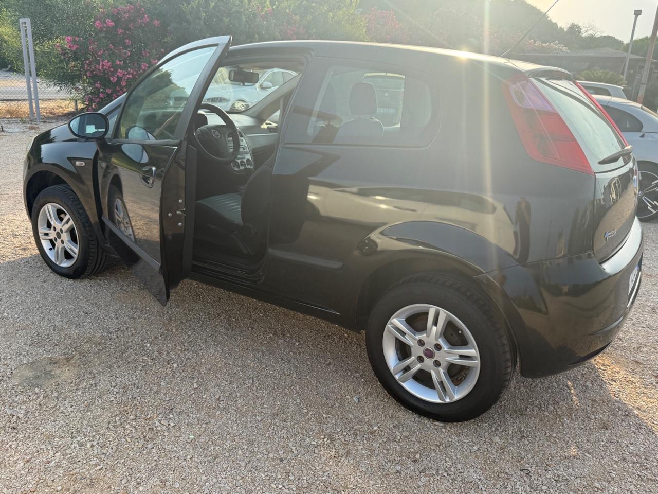 Fiat Punto 1.4 Metano 1.999€ PERMUTE