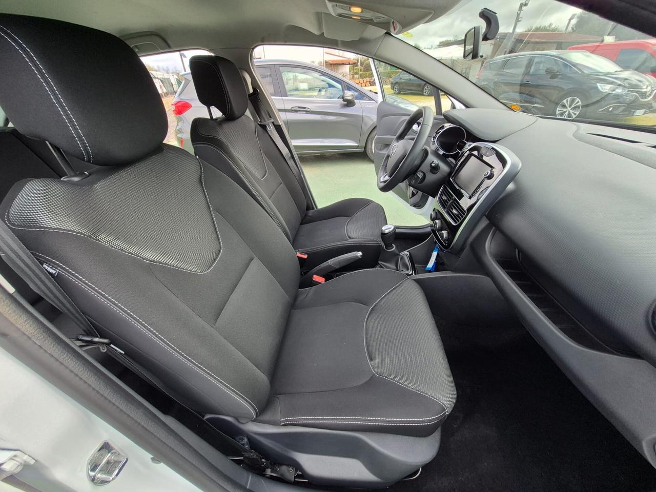 Renault Clio 1.5 dci 75 CV 5 Moschino Zen