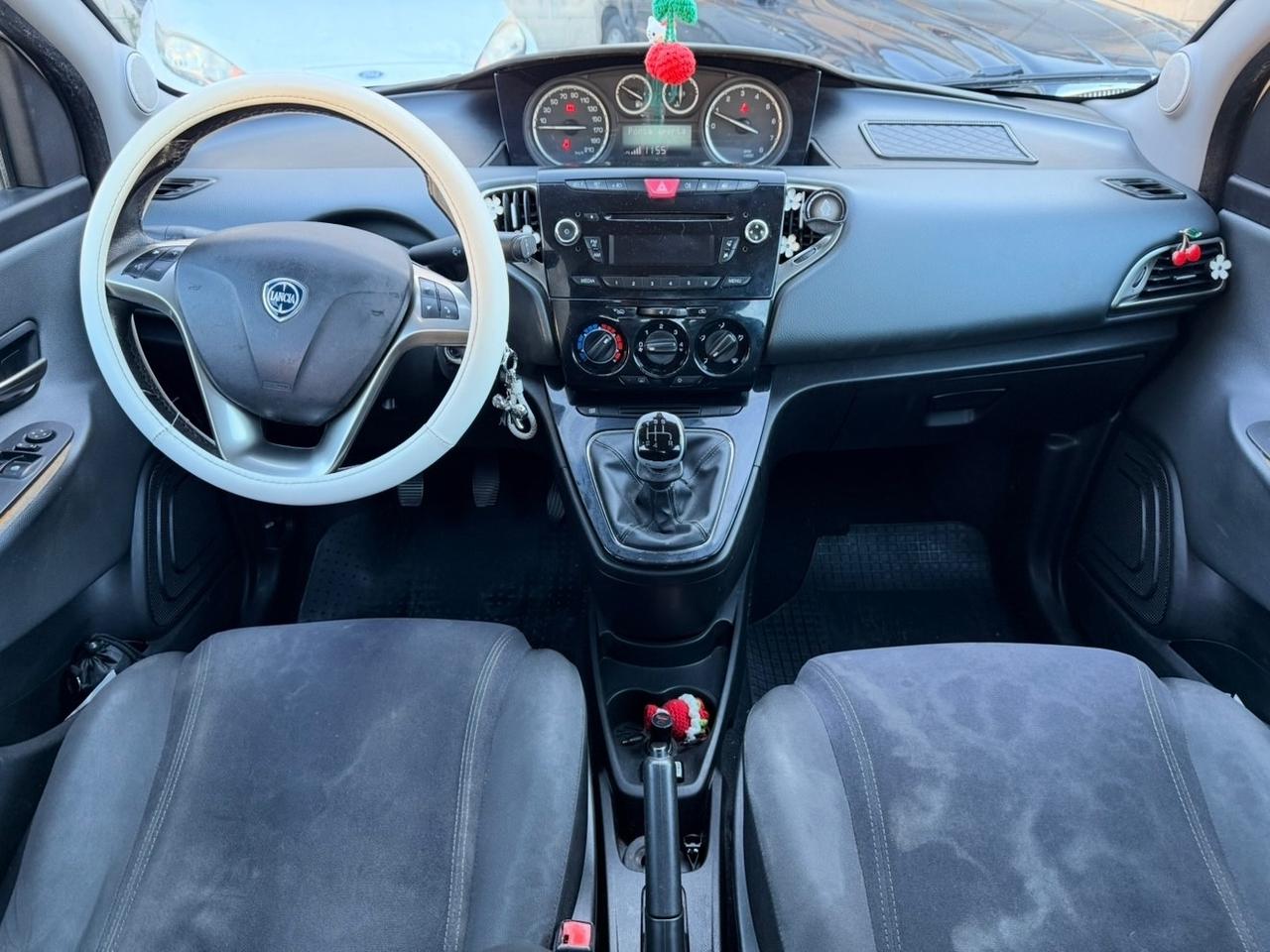 Lancia Ypsilon 1.2 69 CV 5 porte GPL Ecochic Gold