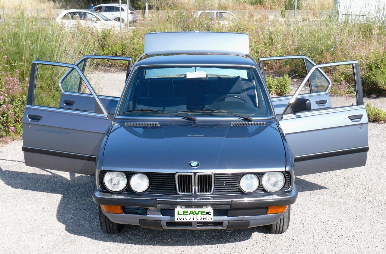 Bmw 520 520i -(M1345)