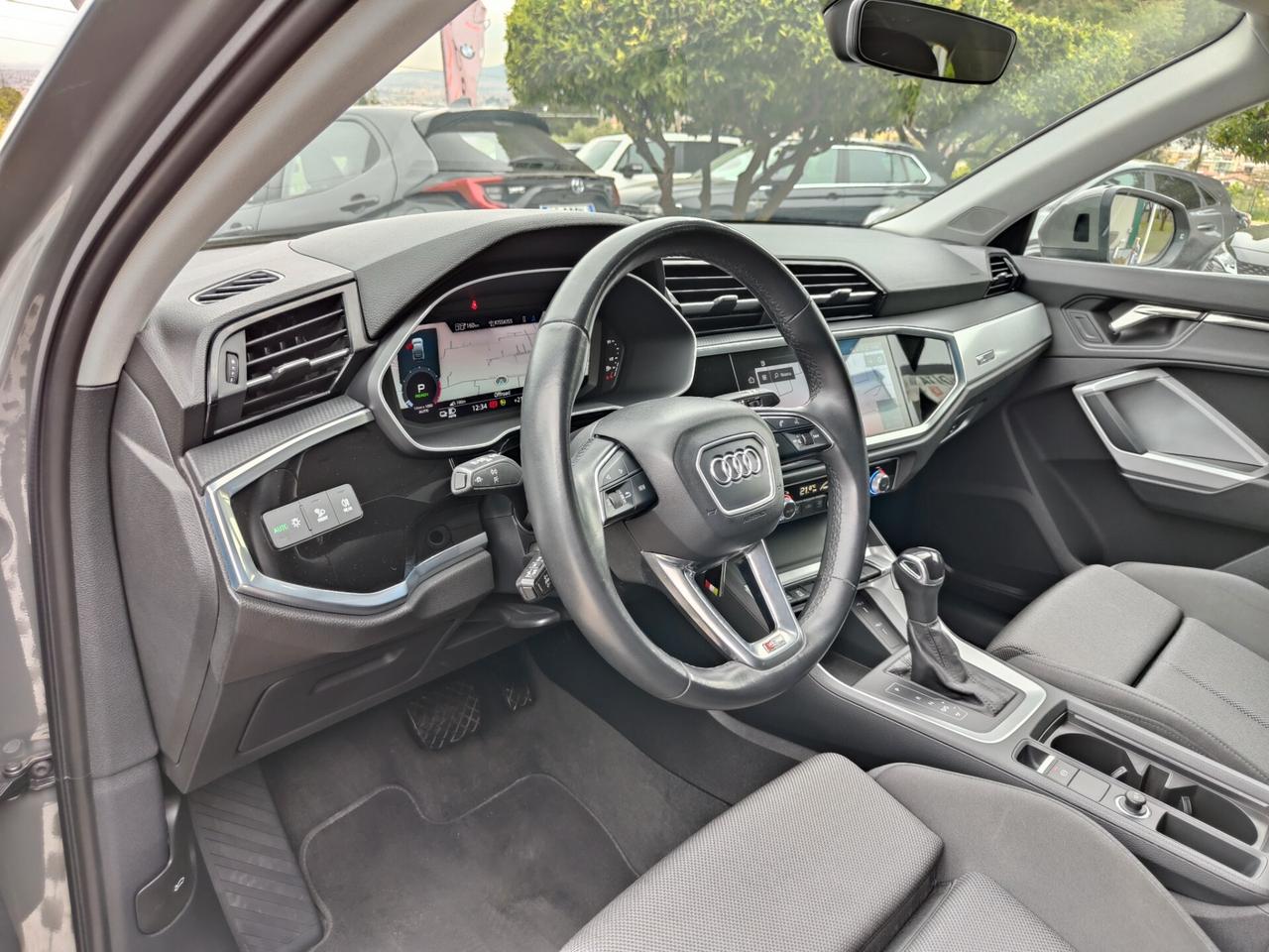 Audi Q3 SPB 1.4 benzina/elettrica