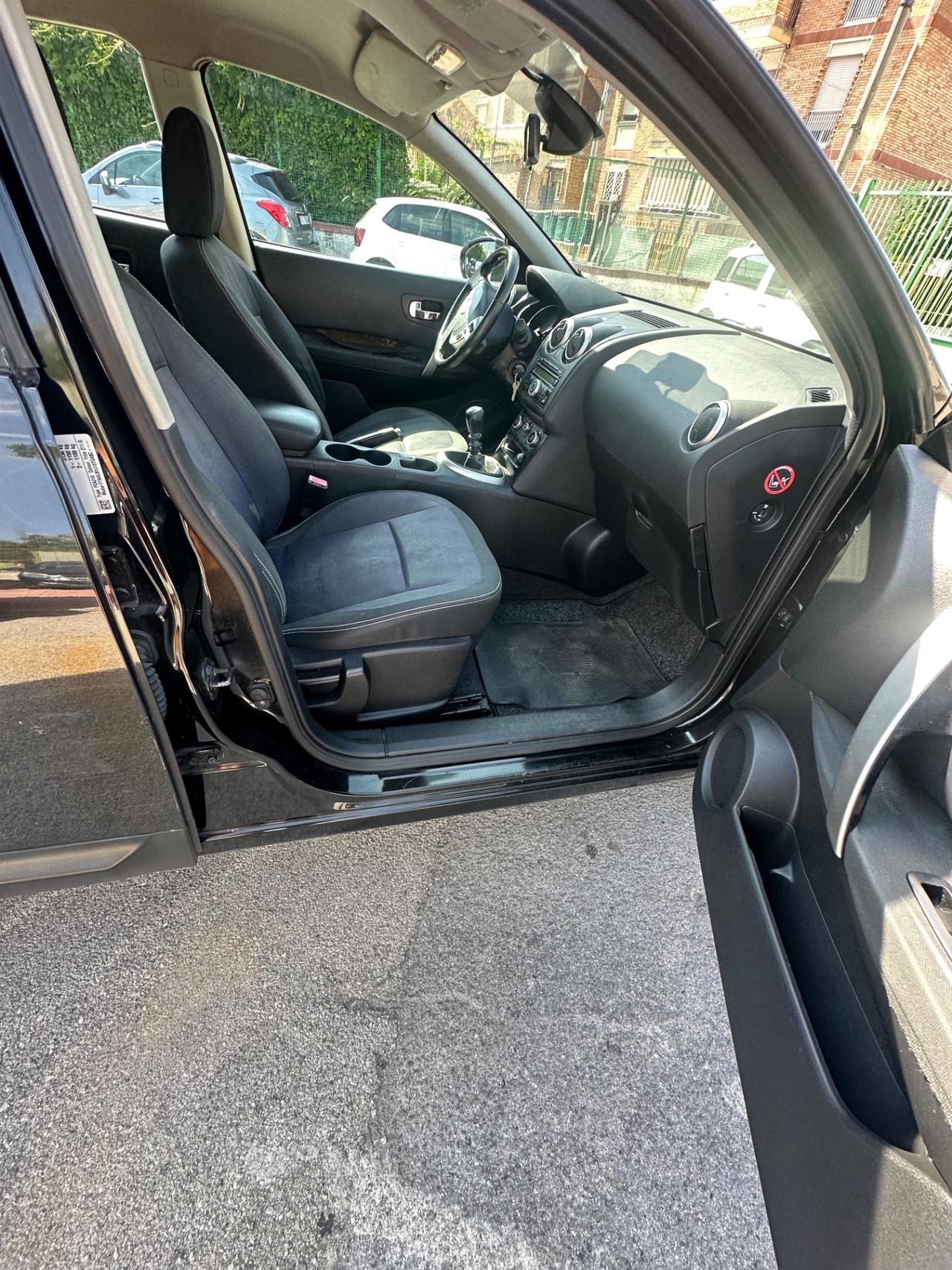 Nissan Qashqai 1.5 dCi DPF Tekna