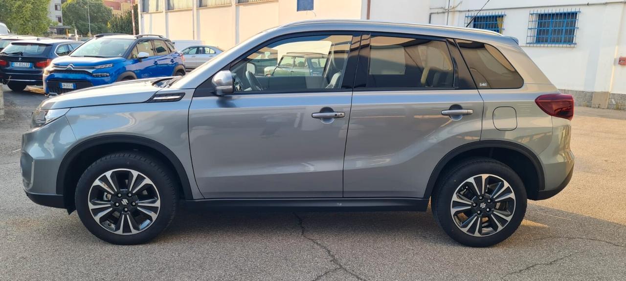 Suzuki Vitara 1.4 Hybrid Top