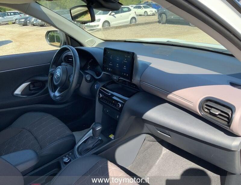 Toyota Yaris Cross 1.5 Hybrid 5p. E-CVT AWD-i Lounge