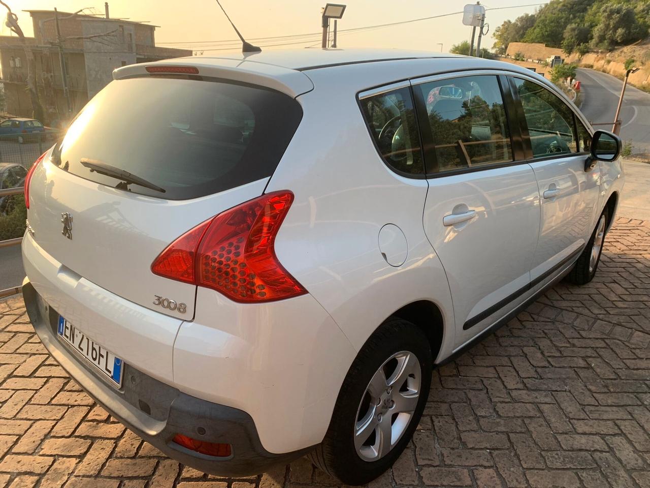 Peugeot 3008 1.6 HDi 112CV Allure