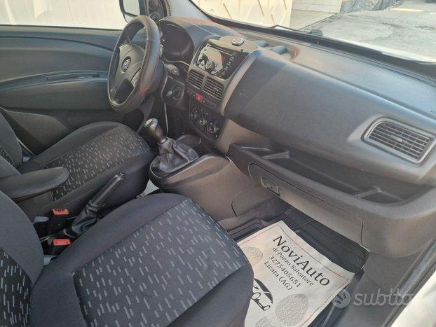 Opel Combo Life 1.3 MJT 90 CV Dynamic