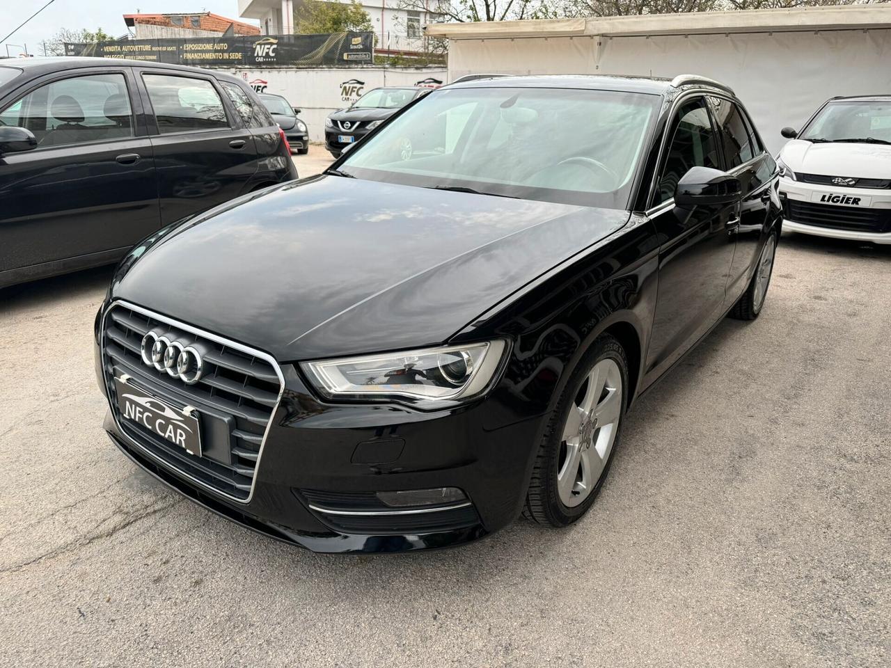 Audi A3 Sportback s-tronic 1.6 TDI LED/NAV/SENS