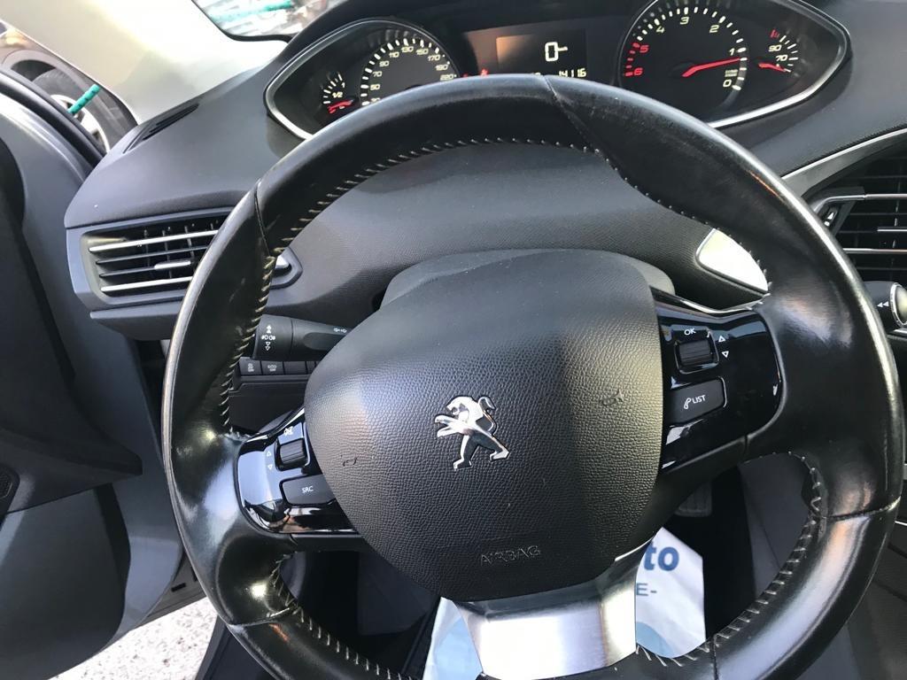 Peugeot 308 1.6 e-HDi 115 CV Stop&Start GT Line auto pari al nuovo