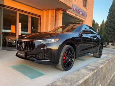 MASERATI Levante MHEV 330 CV AWD GT ULTIMA TETTO APR/PAN