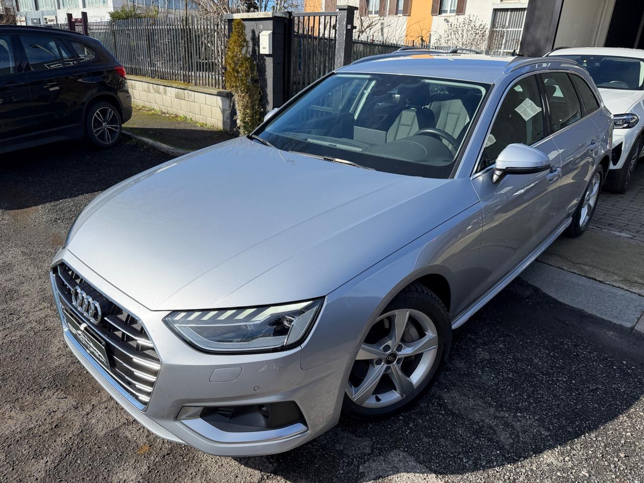 Audi A4 Avant 40 TDI S tronic line edition