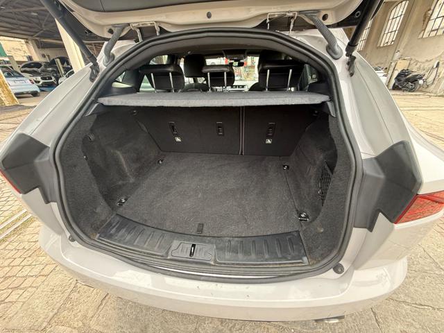 JAGUAR E-Pace 2.0D 180 CV AWD aut. R-Dynamic S