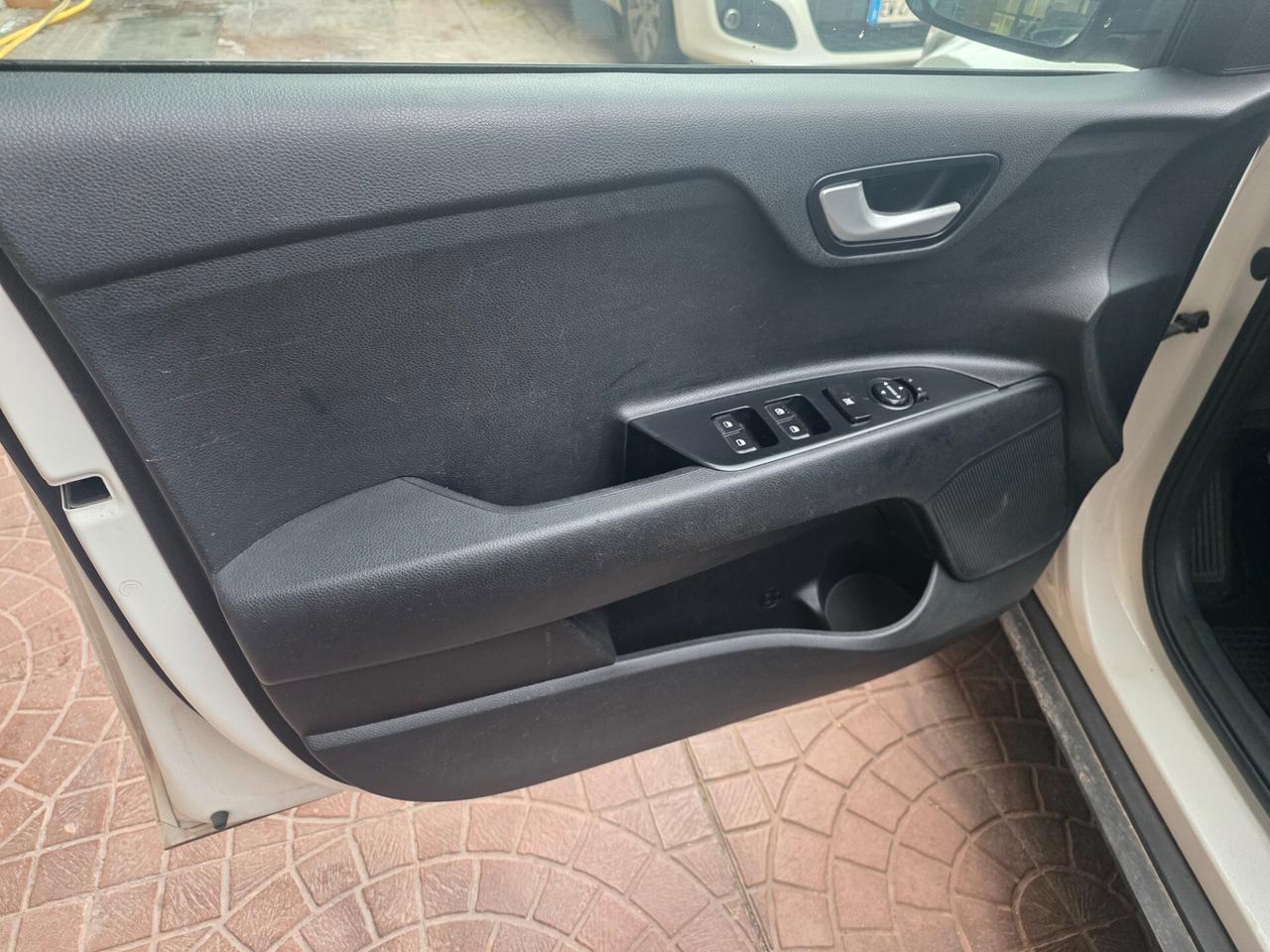 Kia Stonic 1.6 CRDi 110 CV Energy
