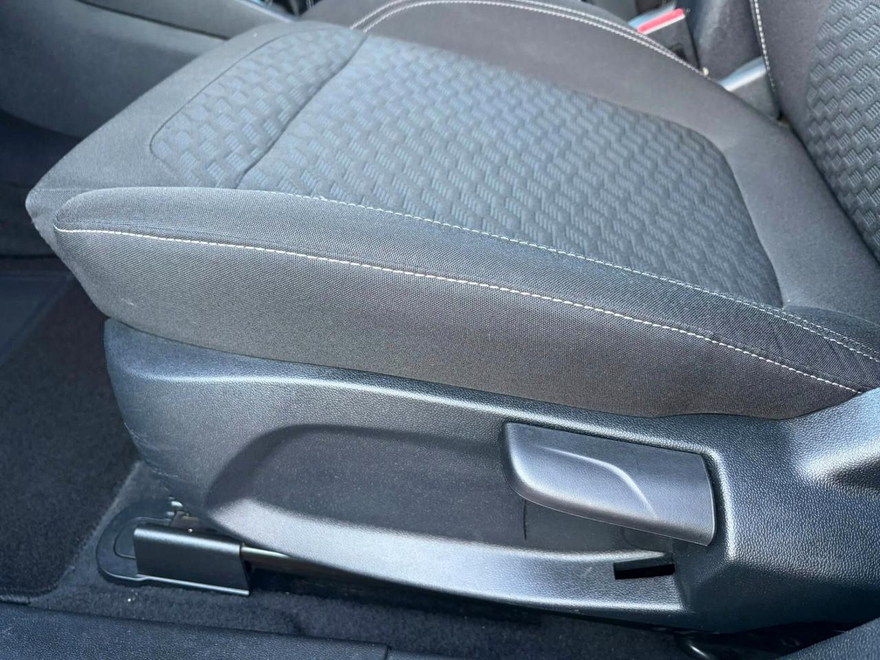 FORD FIESTA TITANIUM 5 PORTE 1.1cc