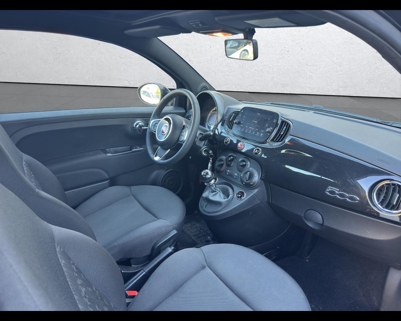 FIAT 500 (2015-2024) - 500 C 1.0 Hybrid Dolcevita