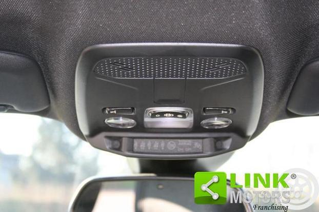 PEUGEOT 2008 PureTech 130 S&S EAT8 Allure