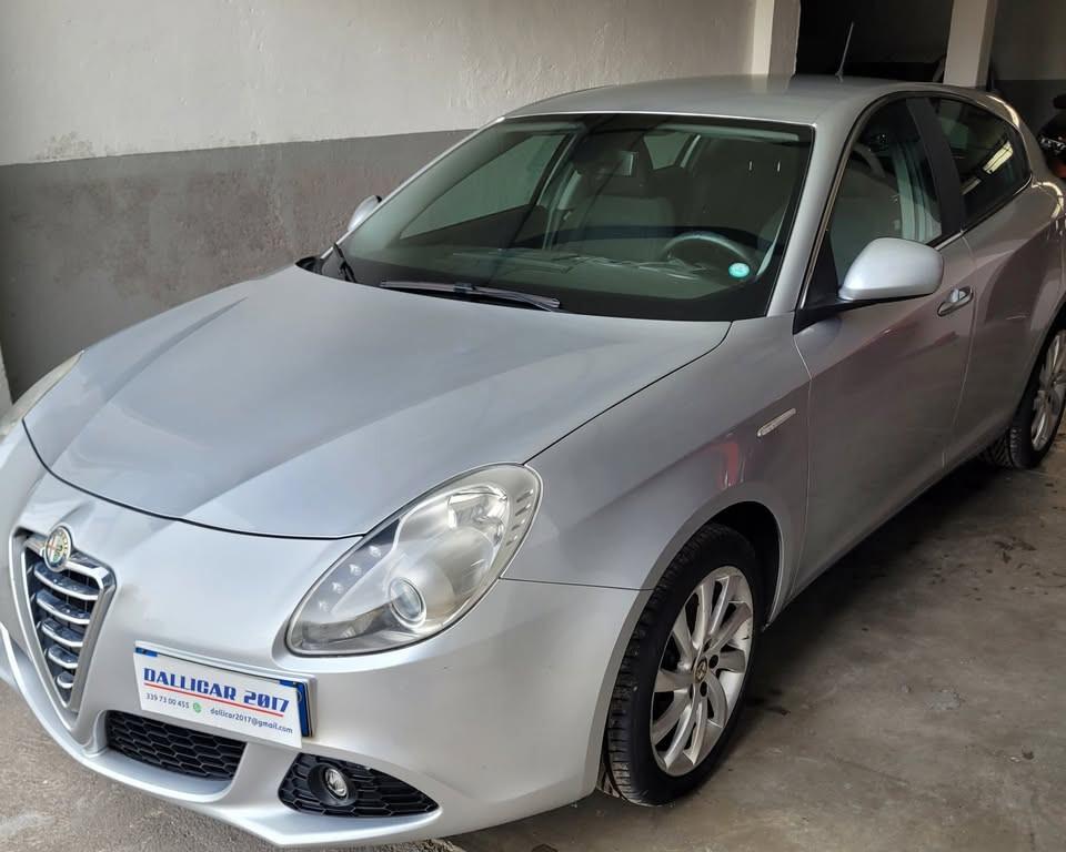 Alfa Romeo Giulietta 1.4 Turbo MultiAir Distinctiv