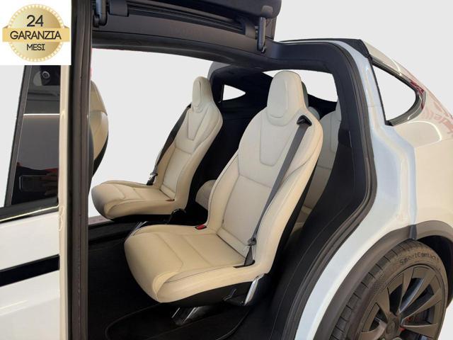 TESLA Model X Plaid trimotor