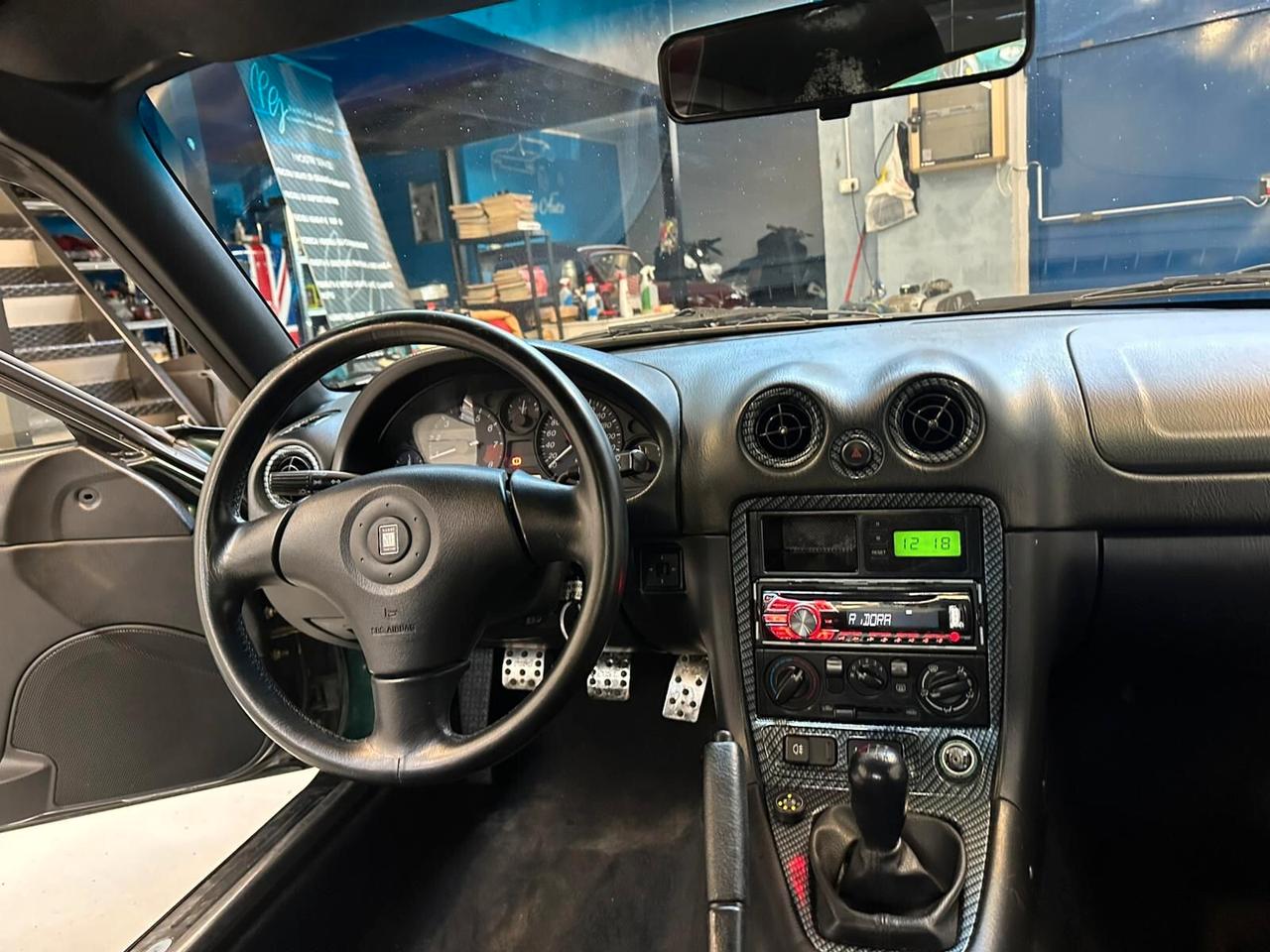 Mazda MX-5 1.6i 16V cat GPL