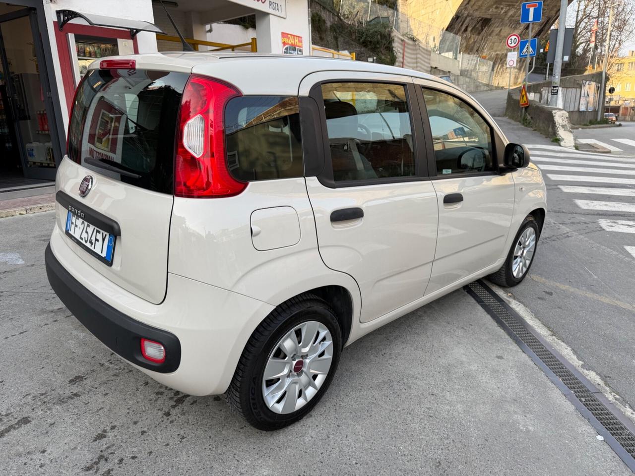 FIAT PANDA 1.2 NEOPATENTATI KM 64 MILA !!!