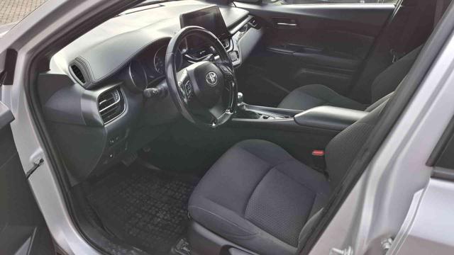 TOYOTA C-HR 1.8 Hybrid E-CVT