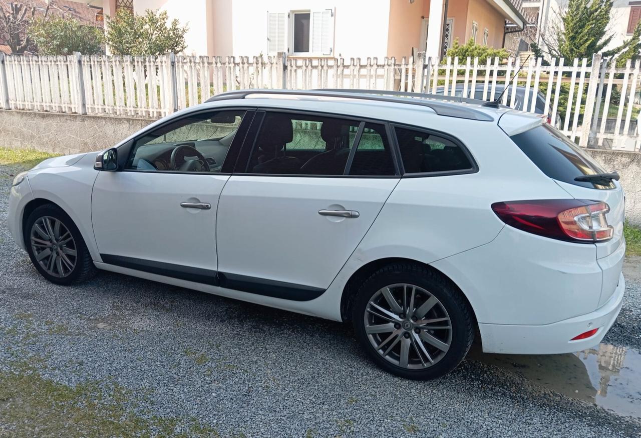 Renault Mégane 1.5 dCi 110CV EDC SporTour GT Line
