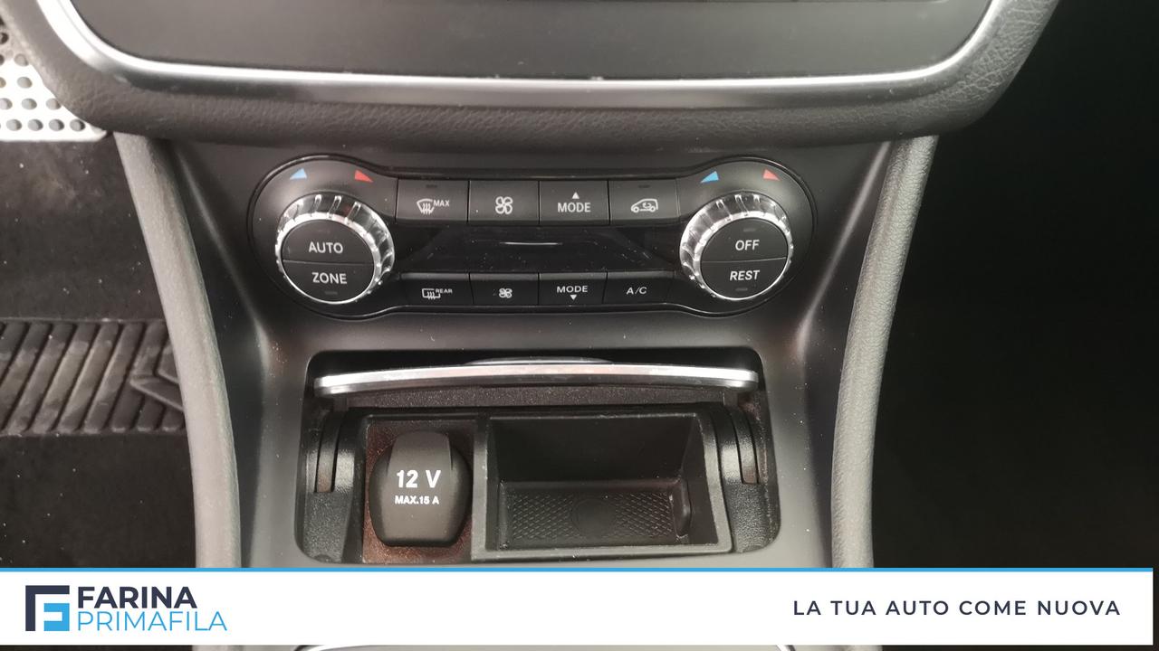 Mercedes-Benz GLA - X156 - GLA 220 d Premium 4matic auto