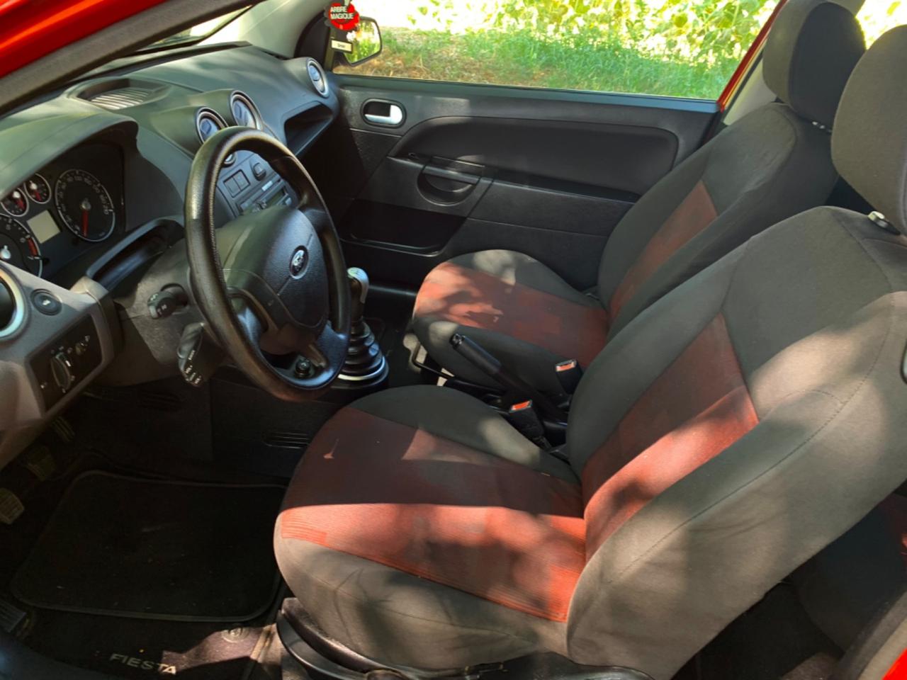 Ford Fiesta 1.2 titanium accessoriata