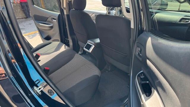 Mitsubishi L200 2.3 D Double Cab 4x4 Easy Select Invite Connect