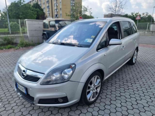 OPEL Zafira 1.9 16V CDTI 150CV Cosmo