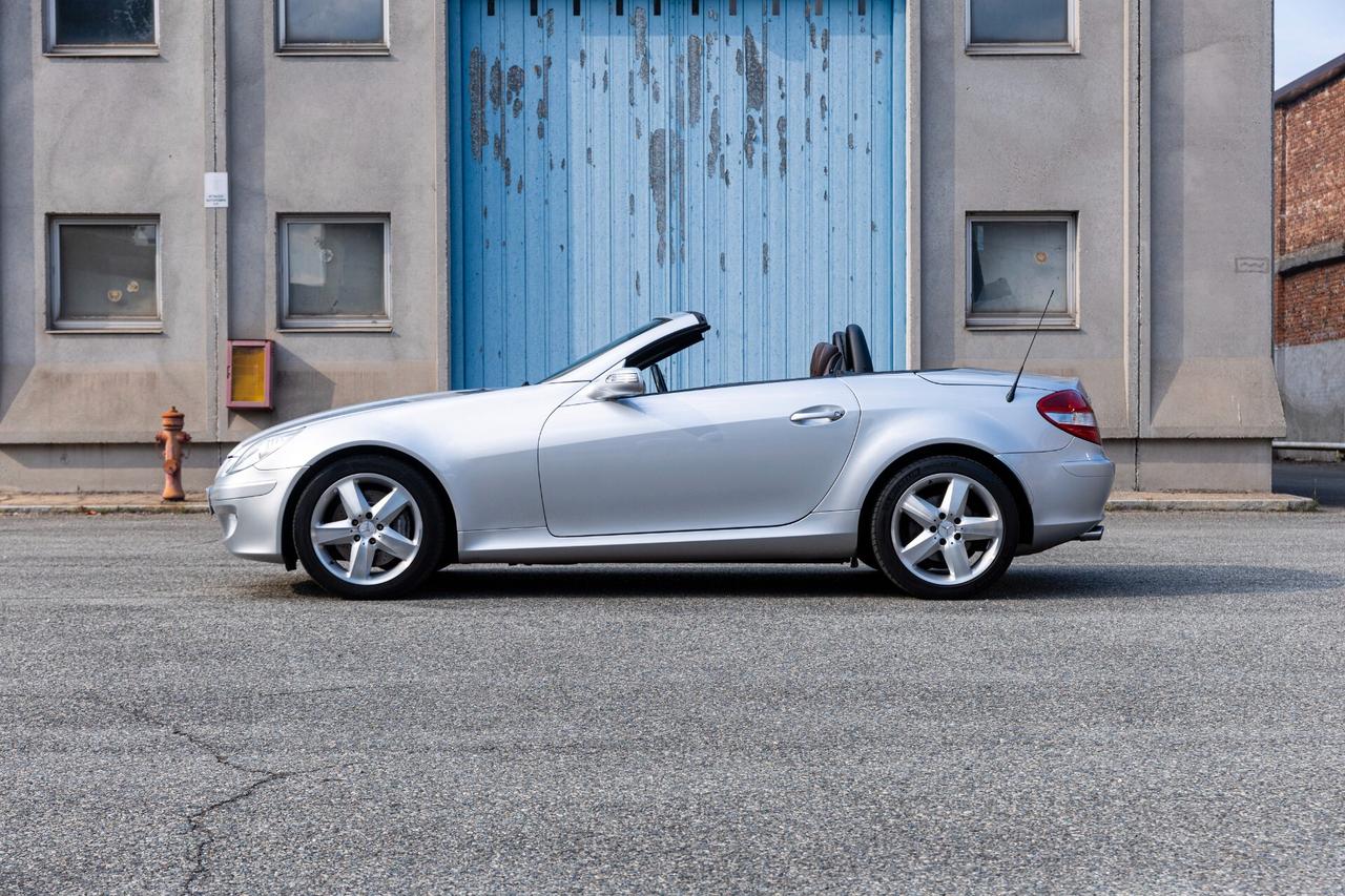 Mercedes-benz SLK V6* Cambio Manuale* Assetto sportivo* Airscarf